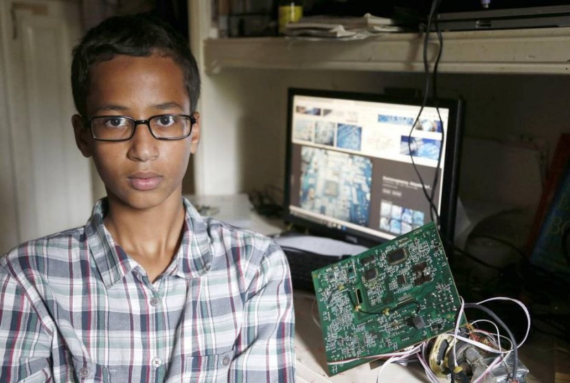 В США 14-летнего школьника арестовали за изготовление часов