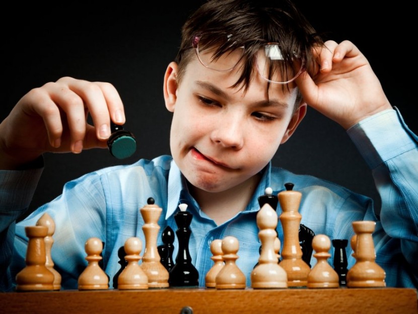 Мальчик шахматист