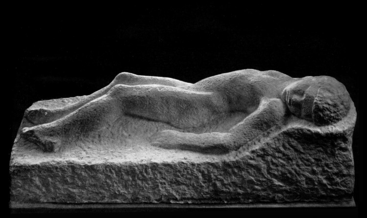 Спящий мальчик скульптор Матвеев надгробие Борисова-Мусатова