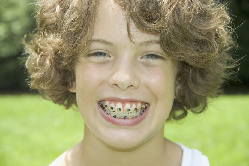Надо ли калечить детям зубы?