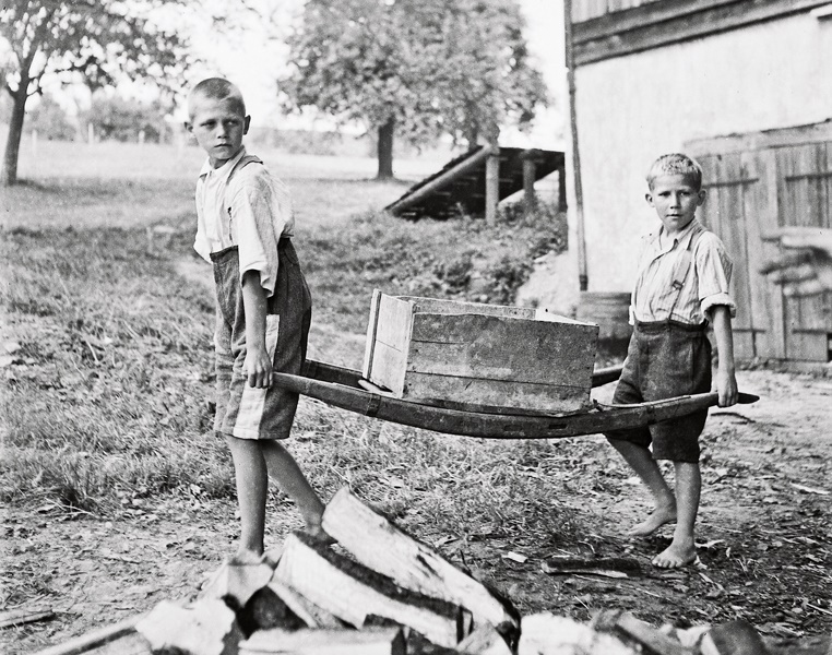 Вернется ли детский труд в российские школы?