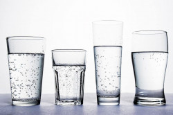 Как подобрать стаканы для воды?