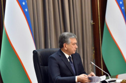 Президент Узбекистана заявил о передачи земли народу