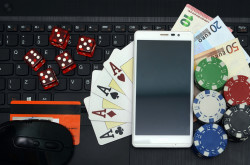 Как получить спины за регистрацию в онлайн казино без депозита с выводом?