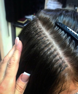 Микрокапсульное наращивание волос: что это такое?